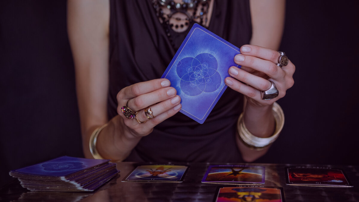 Psychic Advisor Paris